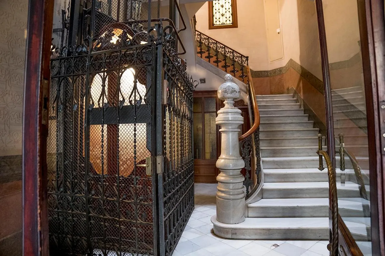 Cami Gallery Barcelona 3*,  Spain