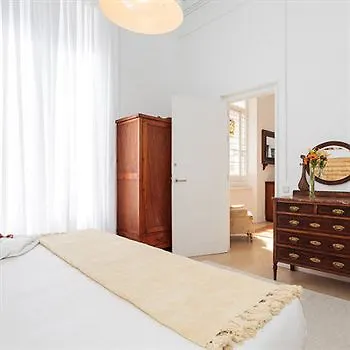 Cami Gallery برشلونة بيت ضيافة