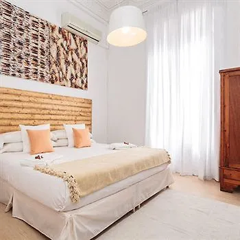 Cami Gallery برشلونة بيت ضيافة