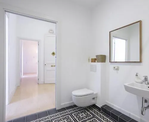 Cami Gallery برشلونة بيت ضيافة
